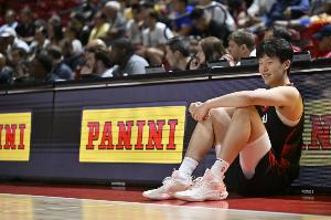 瀚森效应！拓记：开拓者的休赛期零售额同比增长了813%