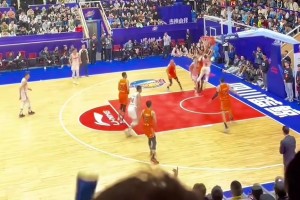 火箭会退役麦迪球衣吗？杨毅：不会，相处不愉快，成就也不够高