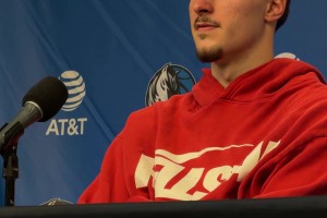 量变引起质变！孙悦：次数的积累谁都跑不了，欧文也是练出来的！